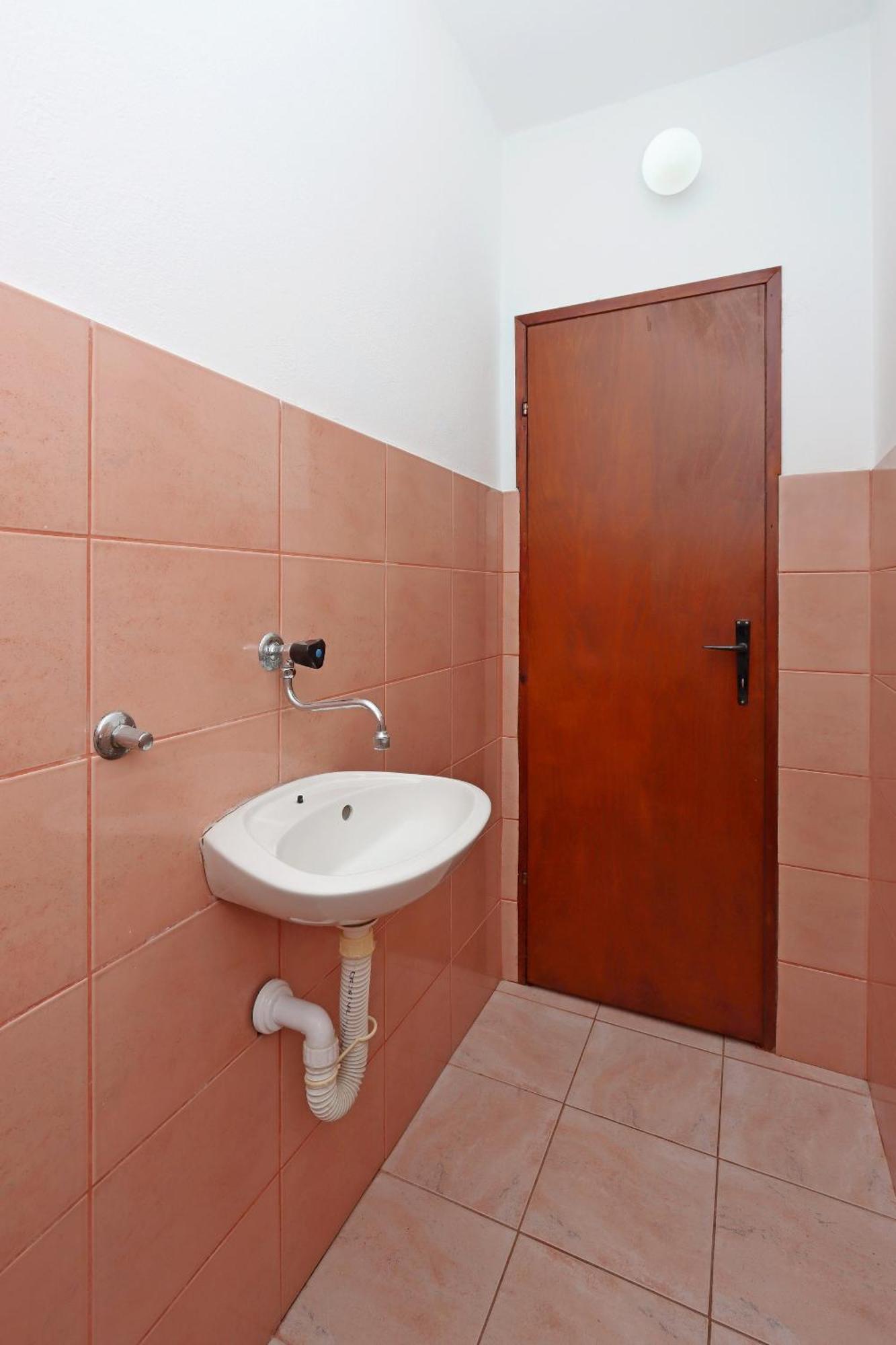 Apartments With A Parking Space Senj - 5571 Bilik gambar