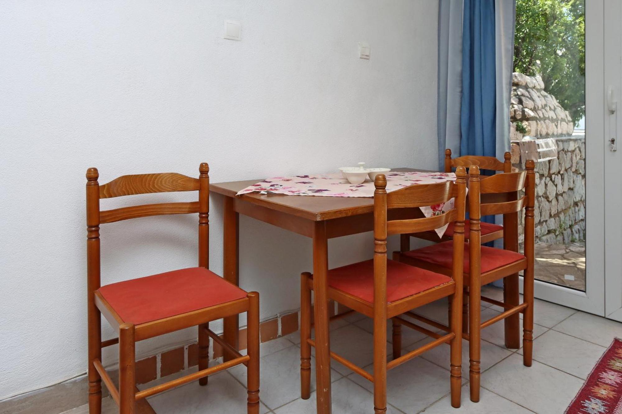 Apartments With A Parking Space Senj - 5571 Luaran gambar