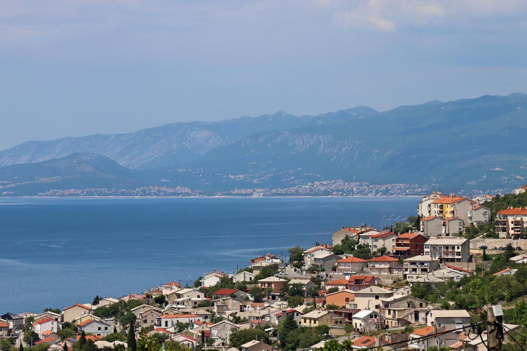 Apartments With A Parking Space Senj - 5571 Luaran gambar