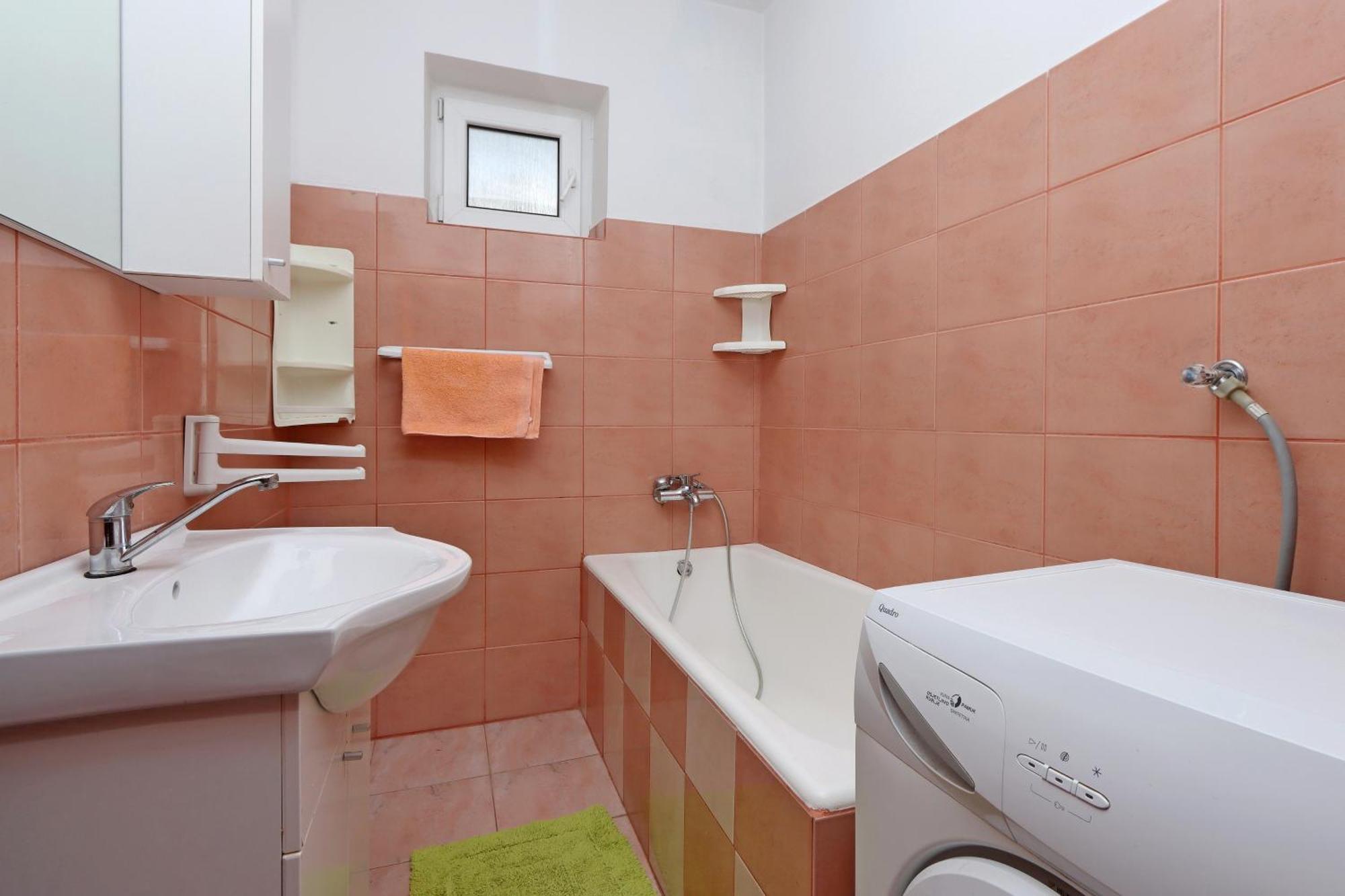 Apartments With A Parking Space Senj - 5571 Luaran gambar