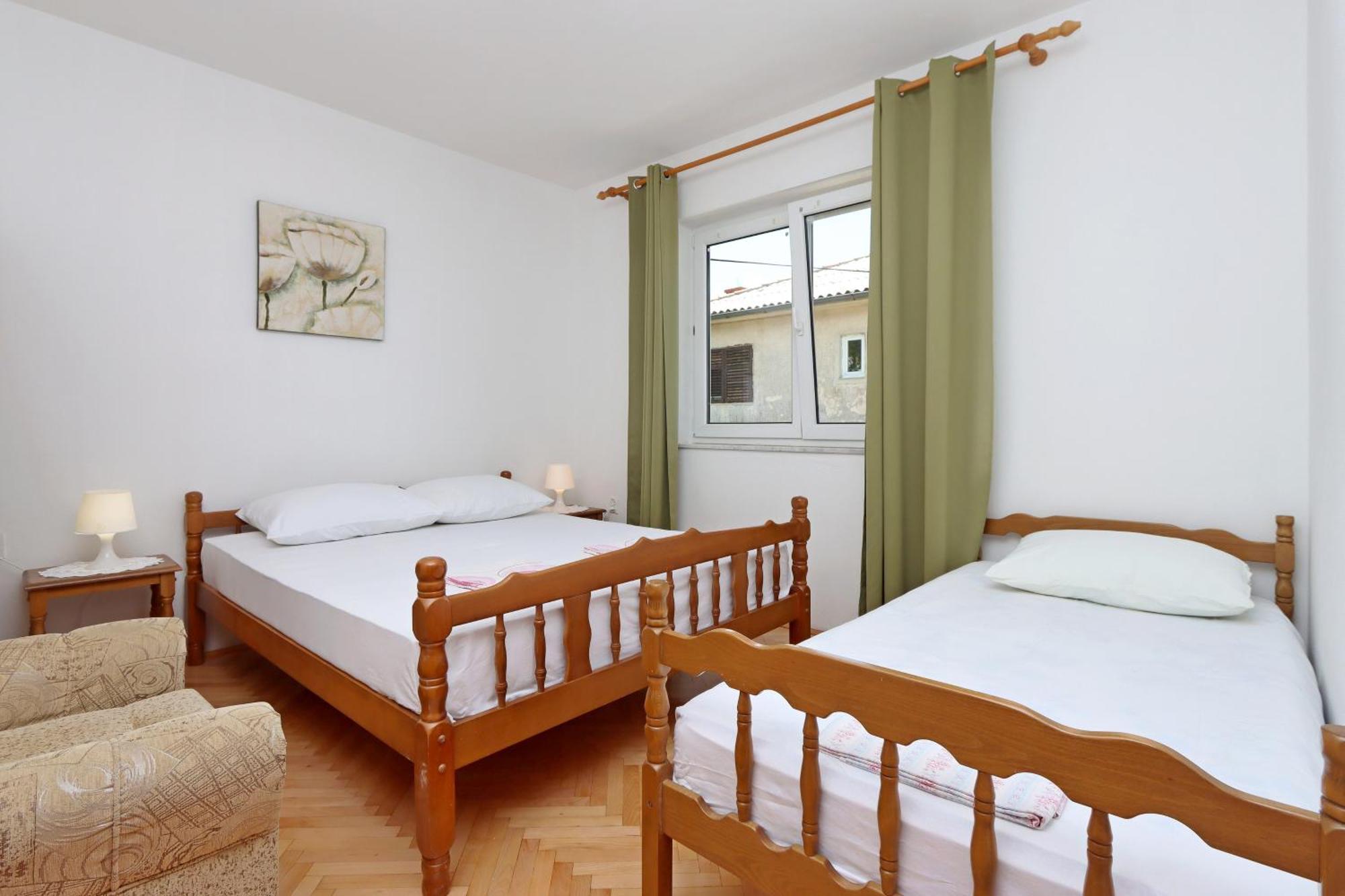 Apartments With A Parking Space Senj - 5571 Luaran gambar